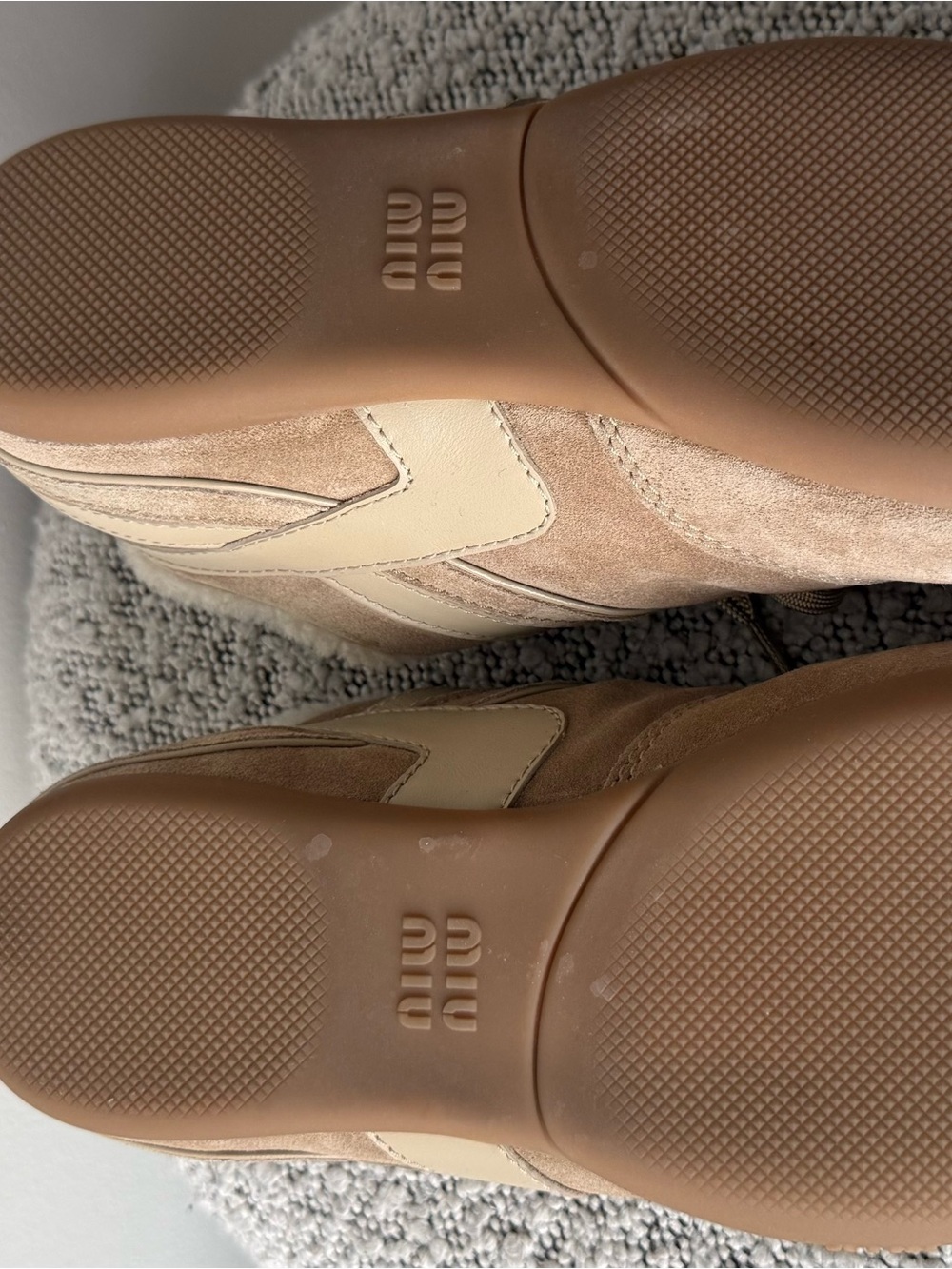 Miu Miu Gymnasium suede and shearling sneakers in suede - Picture 7 of 7